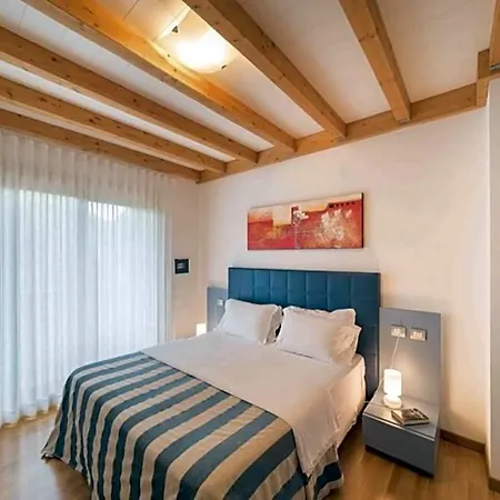 Charming Just A Few Steps Away From The Golf Club By Beahost Lignano Sabbiadoro