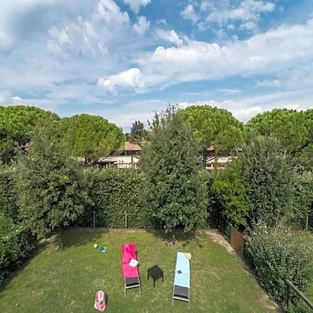 Charming Just A Few Steps Away From The Golf Club By Beahost Lignano Sabbiadoro